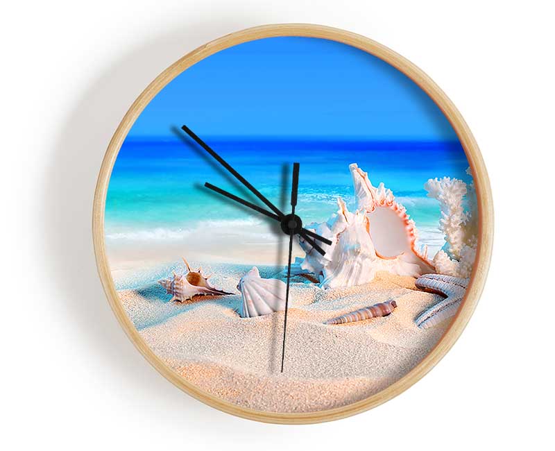 Perfect Ocean Shells Clock - Wallart-Direct UK