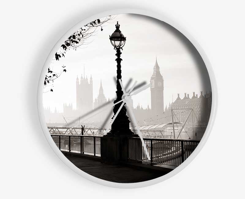 Mist Over The City 1 Clock - Wallart-Direct UK