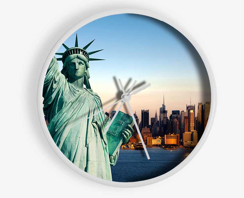 Statue Of Liberty Protection Clock - Wallart-Direct UK