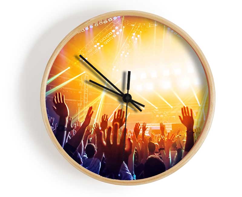 Fans At The Show Clock - Wallart-Direct UK