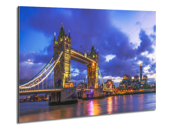 London Bridge at night