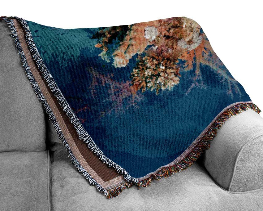 Coral reef habitat Woven Blanket