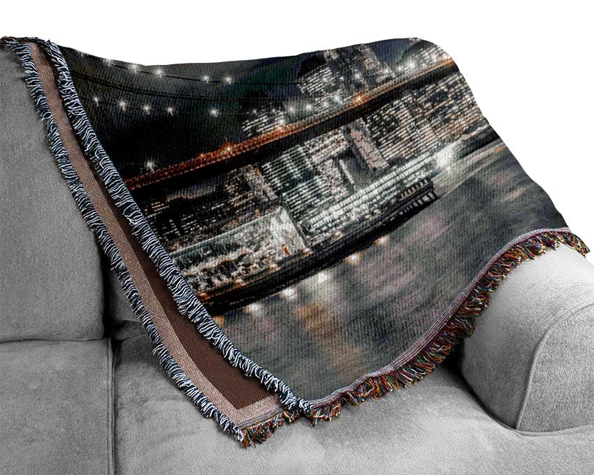 Light on the bridge in New York Woven Blanket