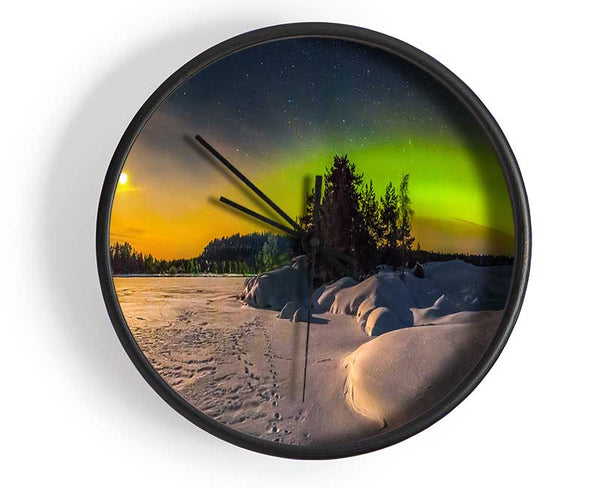 Nothern lights at night snow Clock - Wallart-Direct UK