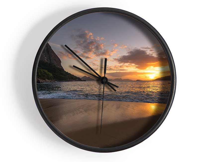 Spectaclar view at the beach Clock - Wallart-Direct UK