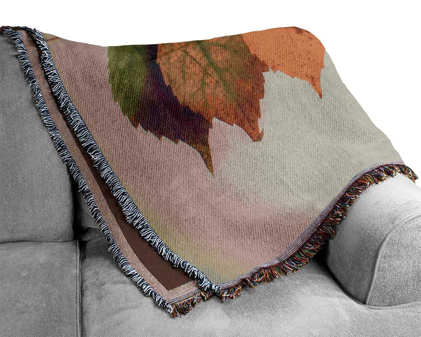 Summer to spring leaves Woven Blanket