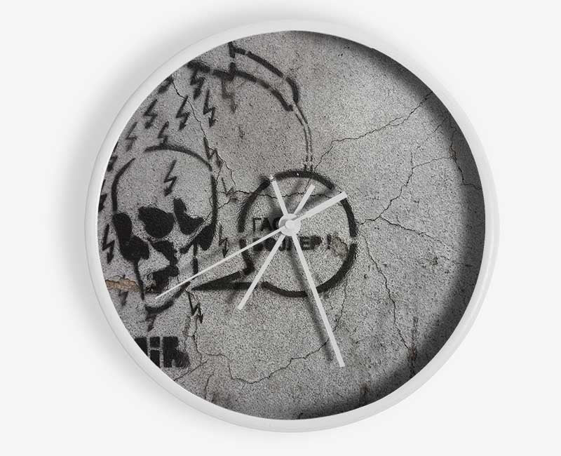 Skull voltage shower Clock - Wallart-Direct UK