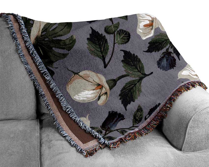 Trumpet Flower Glory Woven Blanket