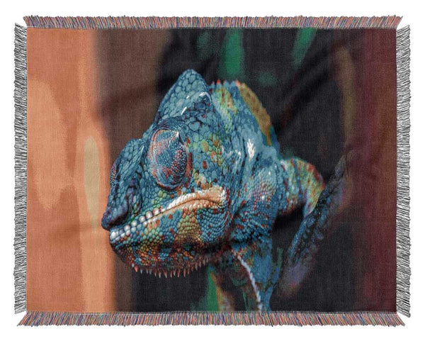 Chameleon Up Close Woven Blanket