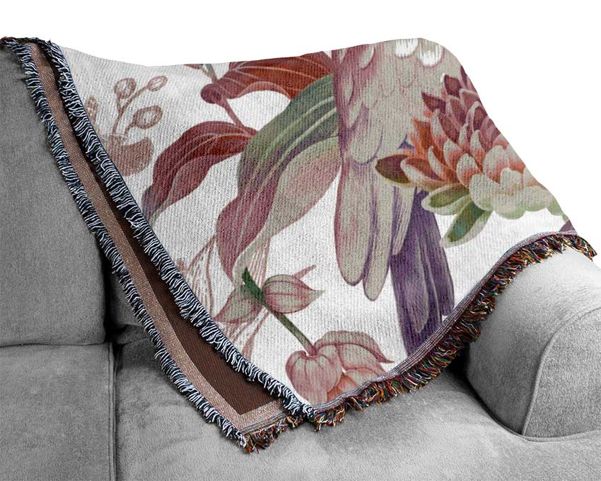 The Parrot Is Of Floral Pattern Woven Blanket